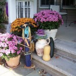 mums-witch-front-porch mums-witch-front-porch